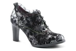 L'Artiste By Spring Step Glitzish