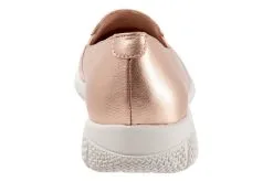 Trotters Universal -women shoes shop T2110 720 back